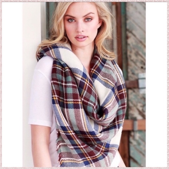 5⭐️ Teal Pomegranate Plaid Scarf - Picture 3 of 4